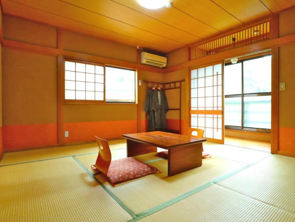 Ban-Ya Hot Spring Inn Yufu Eksteriør bilde