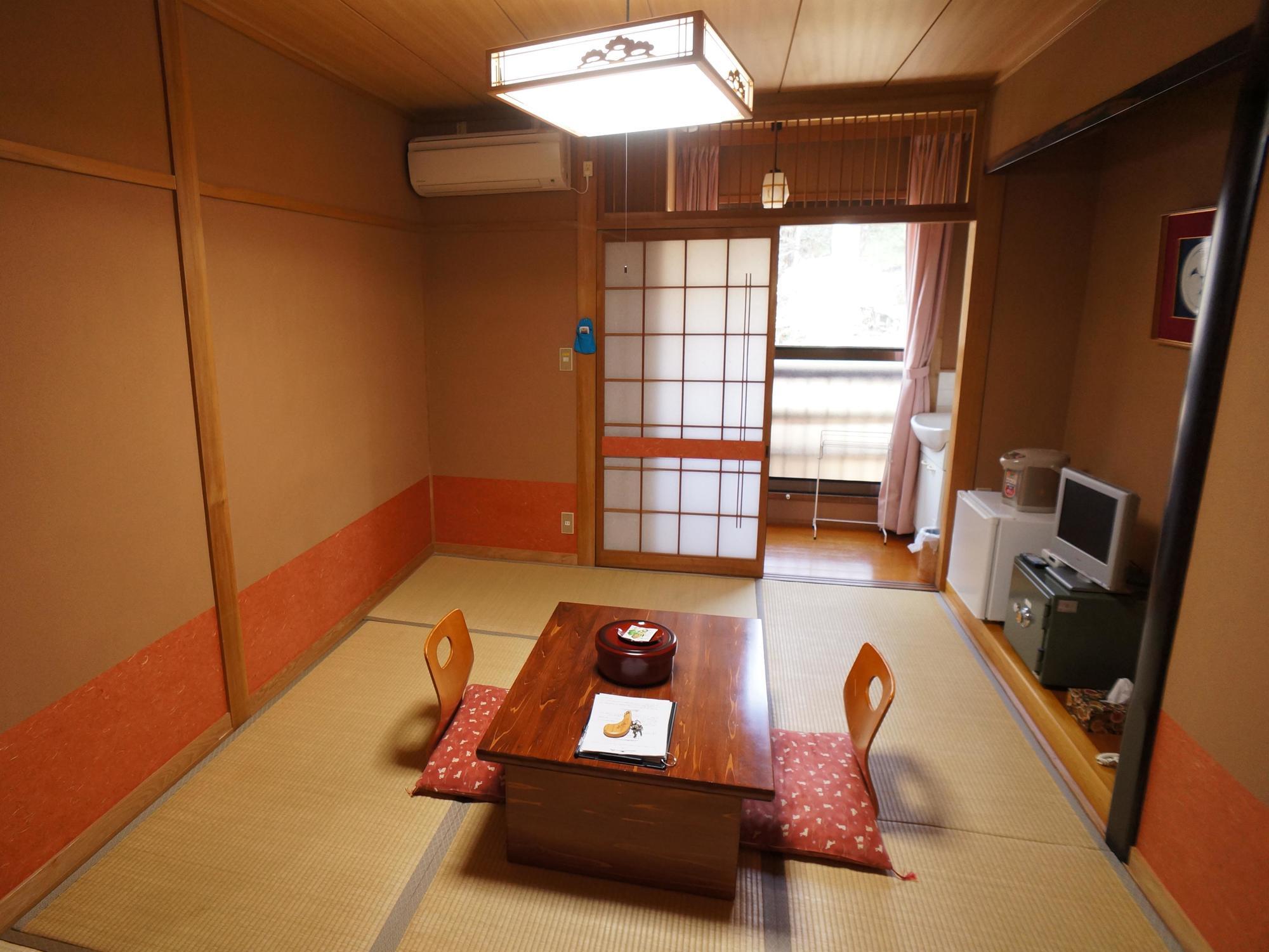 Ban-Ya Hot Spring Inn Yufu Eksteriør bilde