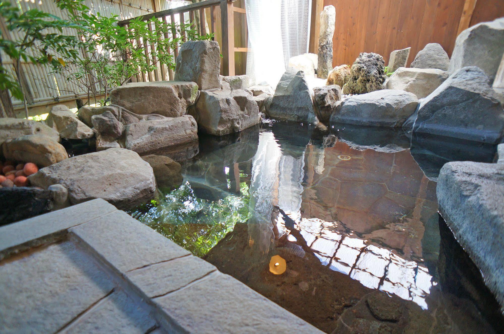 Ban-Ya Hot Spring Inn Yufu Eksteriør bilde