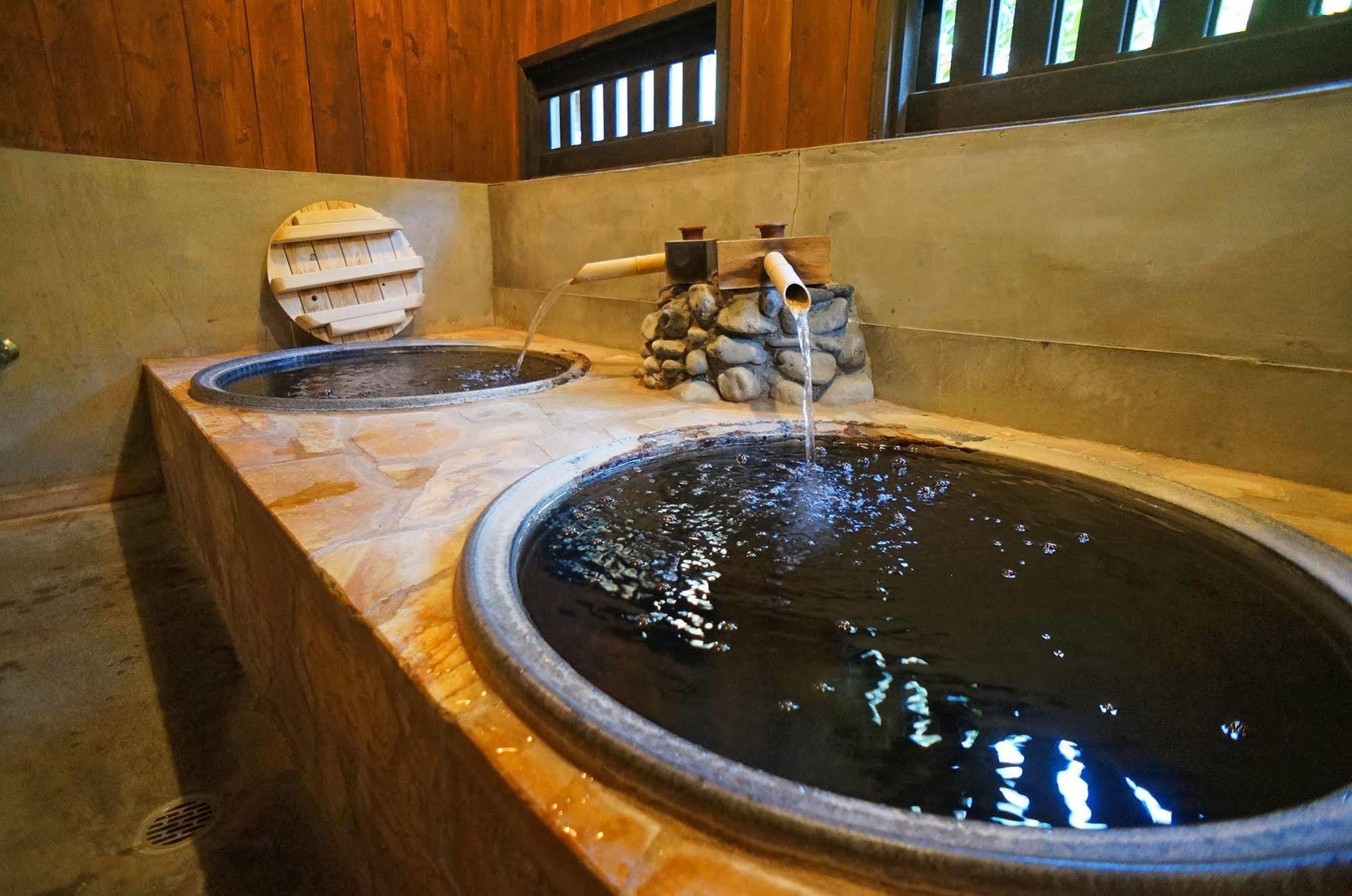 Ban-Ya Hot Spring Inn Yufu Eksteriør bilde